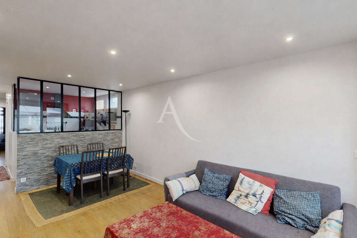 Appartement à MAISONS-ALFORT