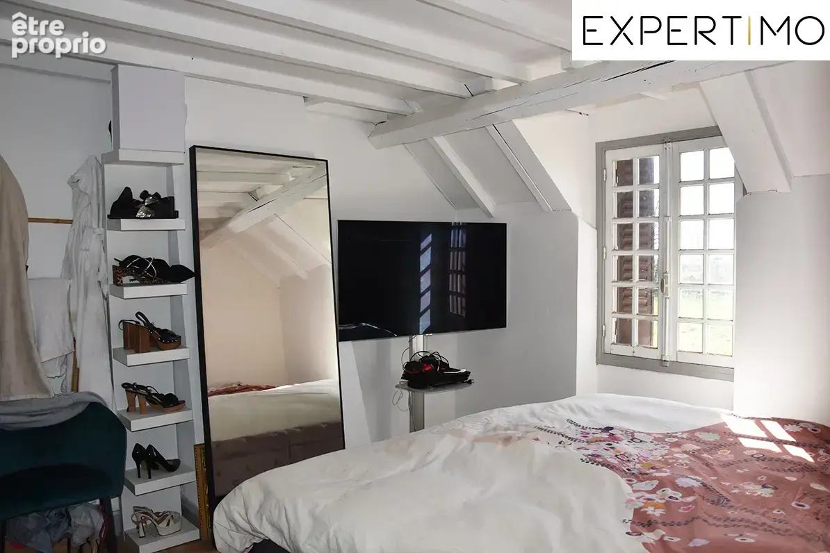 Menat, ensemble de 3 maisons, grange et terrain de tennis sur 7128m2 de terrain plat. - photo 30