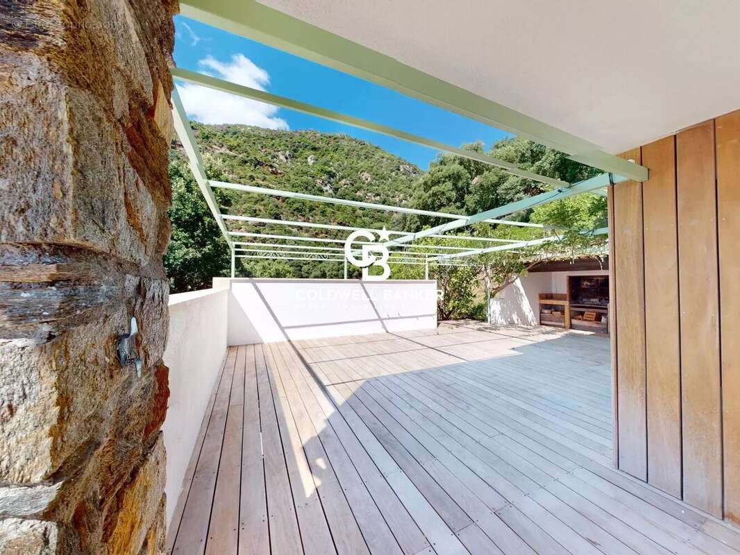 Maison à CAVALAIRE-SUR-MER