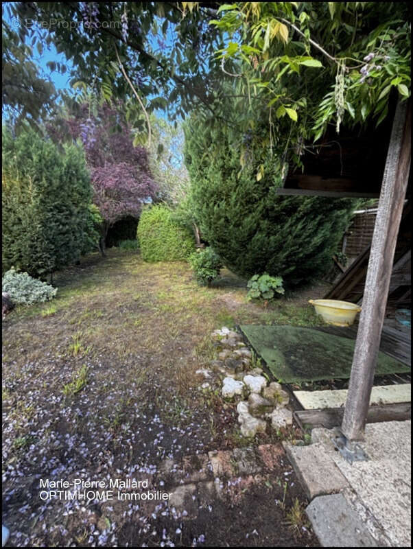Maison familiale de 7 pièces à BOURGANEUF (23) - photo 20