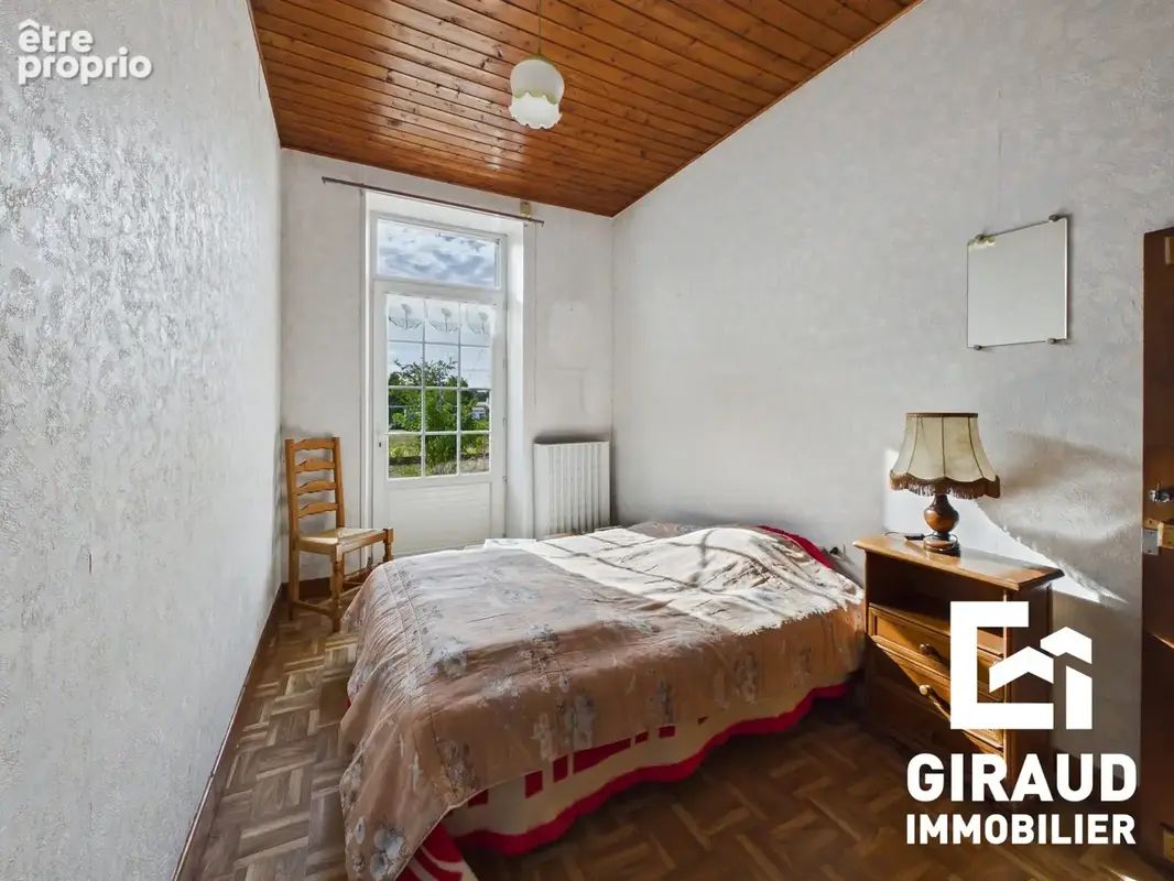 Maison 108 m² à Fontenay-Le-Comte  - photo 8