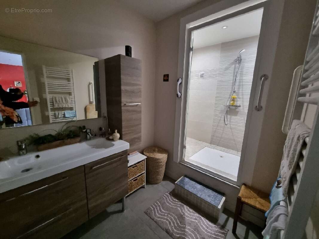 Appartement à OZOIR-LA-FERRIERE