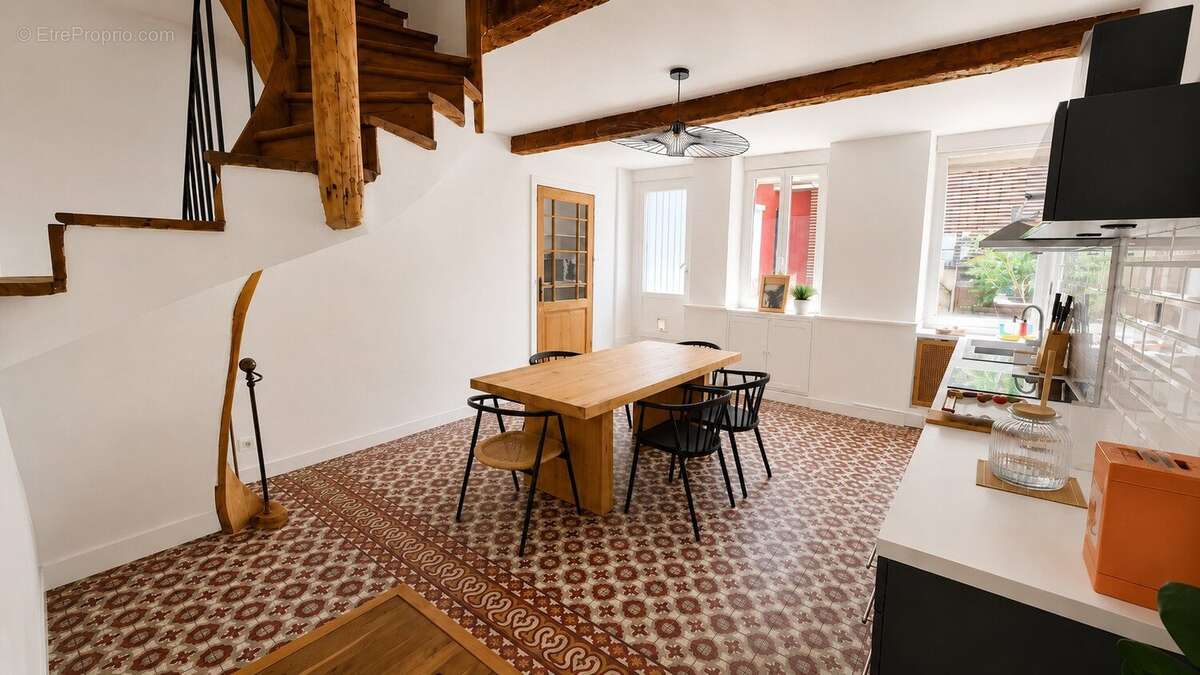 Maison à MAZERES