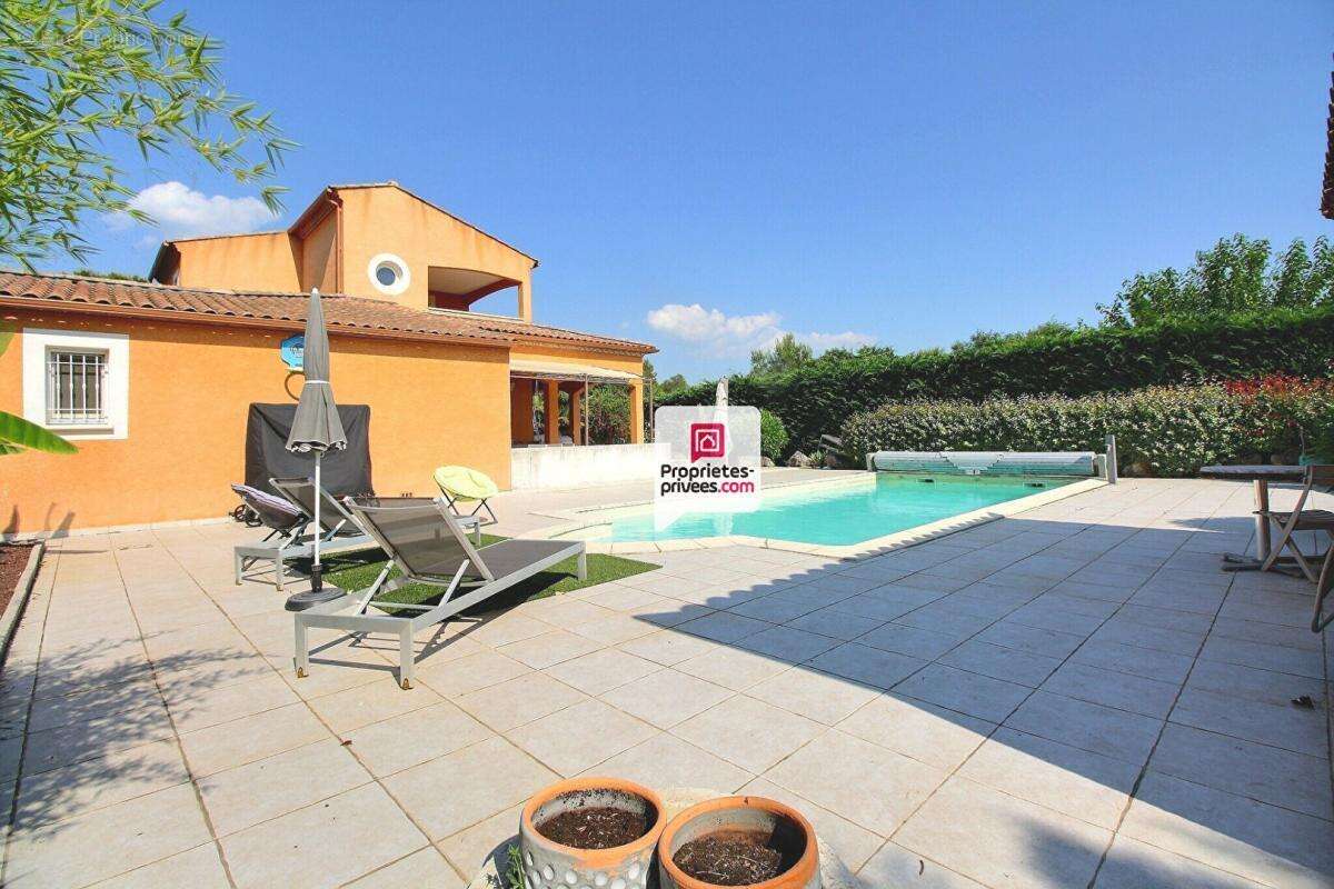 Maison à SAINT-THEODORIT