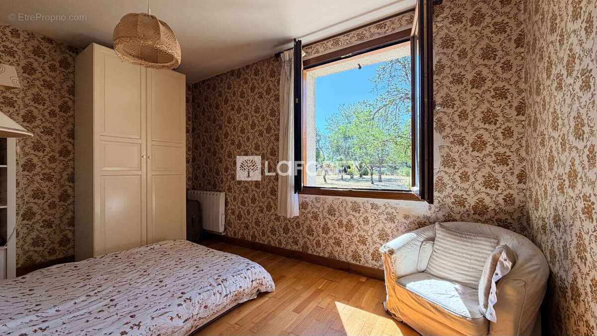 A vendre à MOIREMONT maison 133 m² - 5 chambres - photo 10