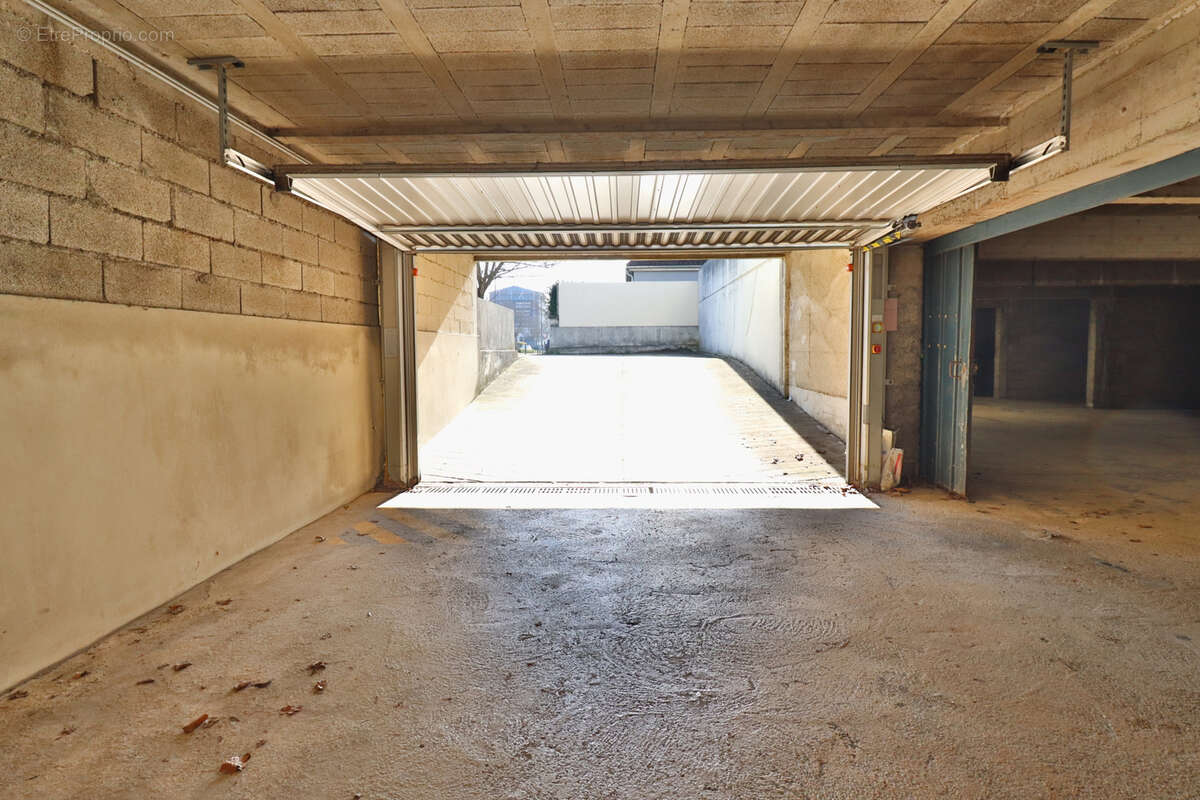 Troyes - box dans une residence securisee - photo 4