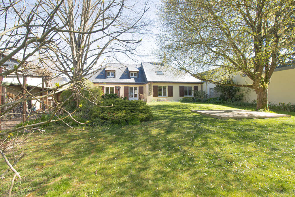 Maison à BRIOLLAY