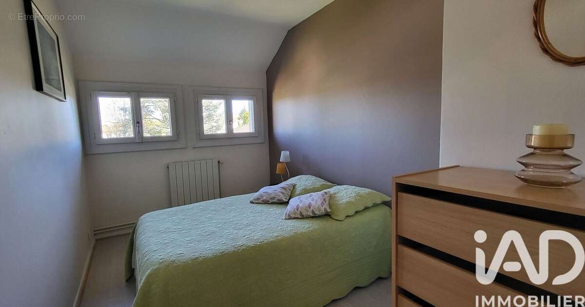 Photo 8 - Maison à SAINT-GENIS-LAVAL