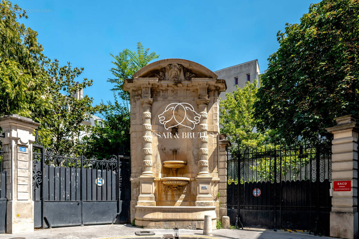 Appartement à PARIS-9E