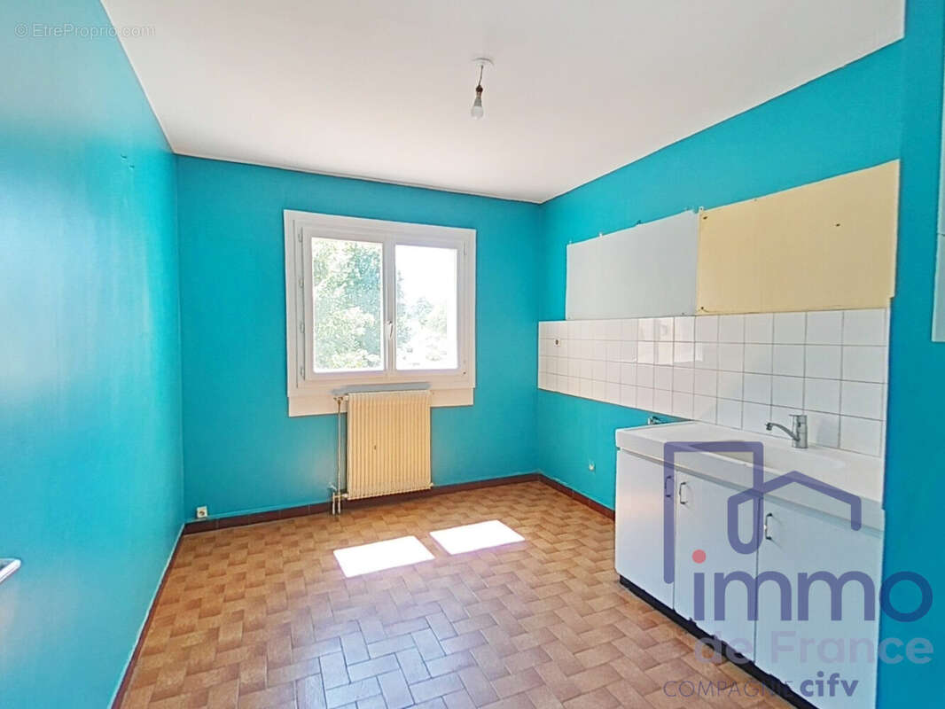 Appartement 84 m² à Brives-Charensac  - photo 5