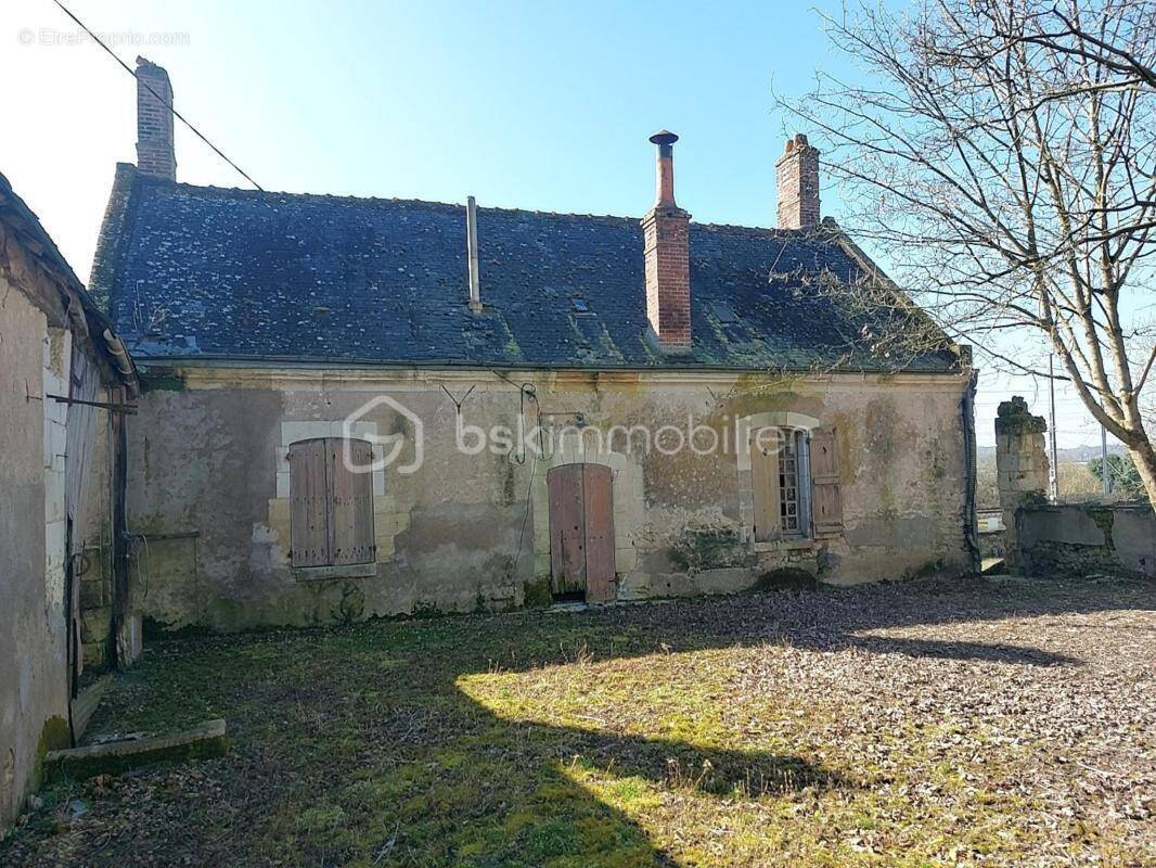 Terrain à LA CROIX-EN-TOURAINE