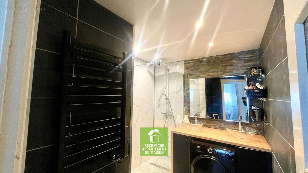 Appartement à LA VERPILLIERE