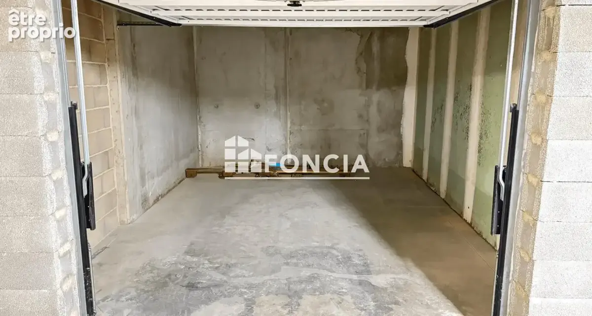 Garage au sous sol d'une résidence sécurisée - photo 5
