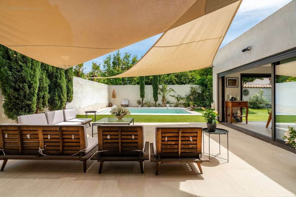 Maison à MARSEILLE-8E