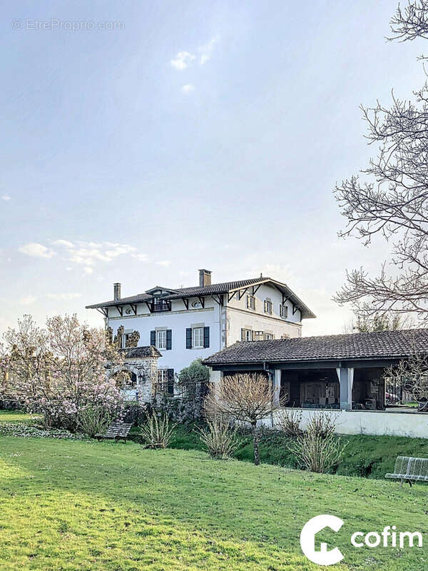 Maison à SAINT-MARTIN-DE-SEIGNANX