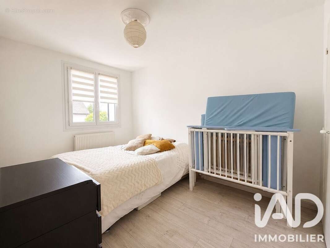 Maison 131 m² à Joue-Les-Tours  - photo 9
