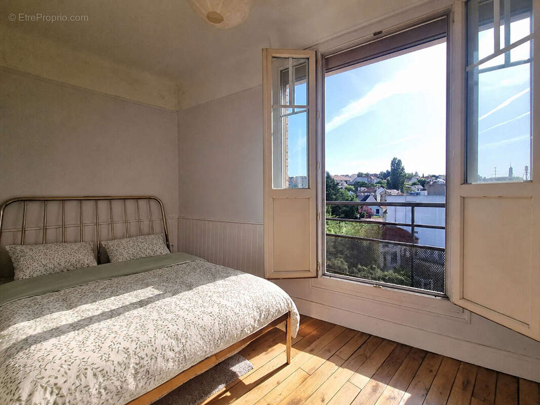 Appartement à FONTENAY-SOUS-BOIS