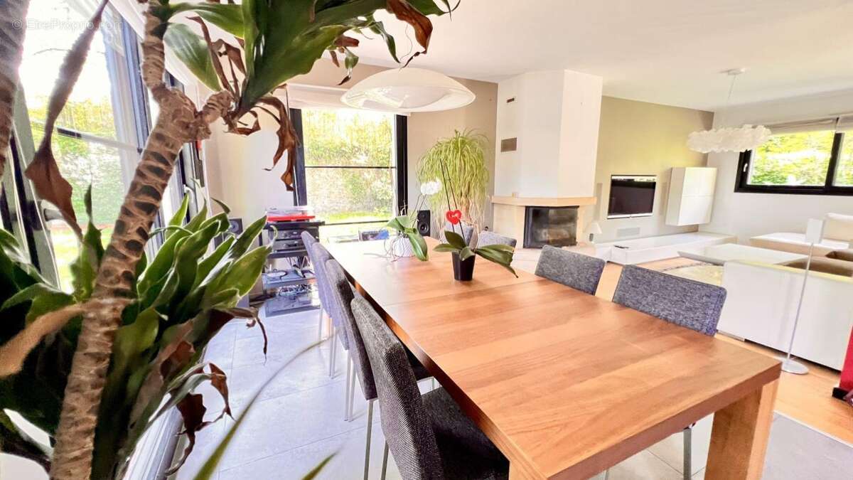 Maison 155 m² à Vertou  - photo 2