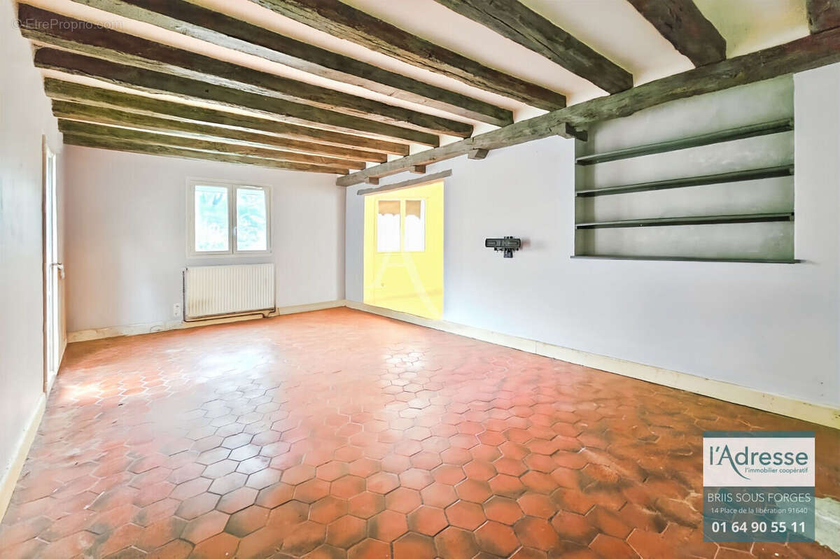 Maison à VAUGRIGNEUSE