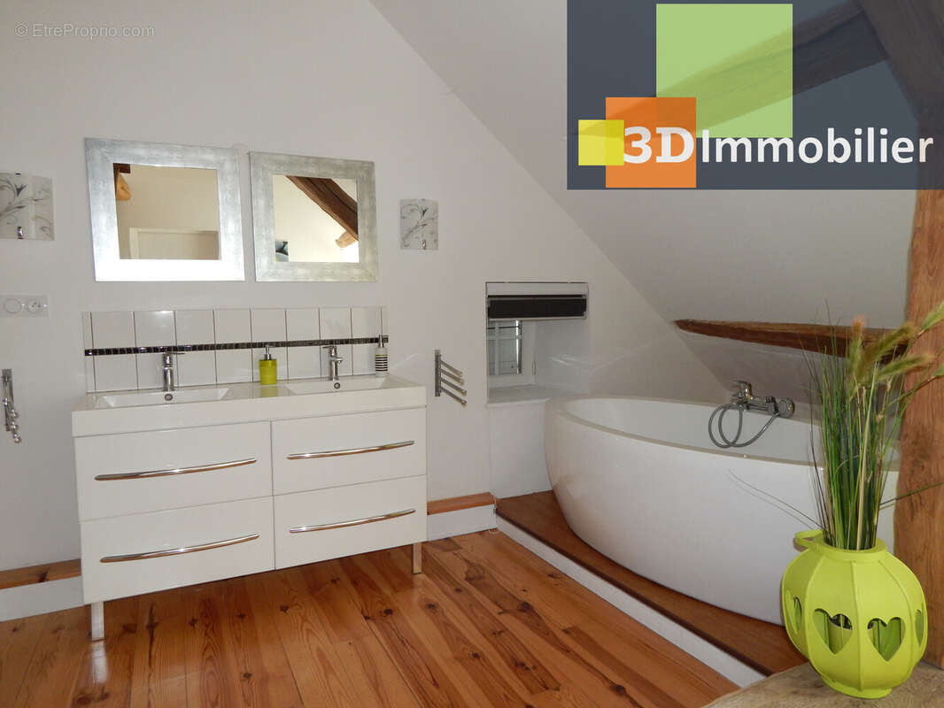 CHAMBRE D\'HÔTES - Maison à CHATEAU-CHALON