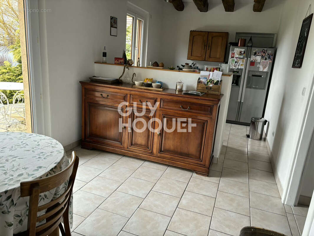 Maison à CLARAFOND-ARCINE