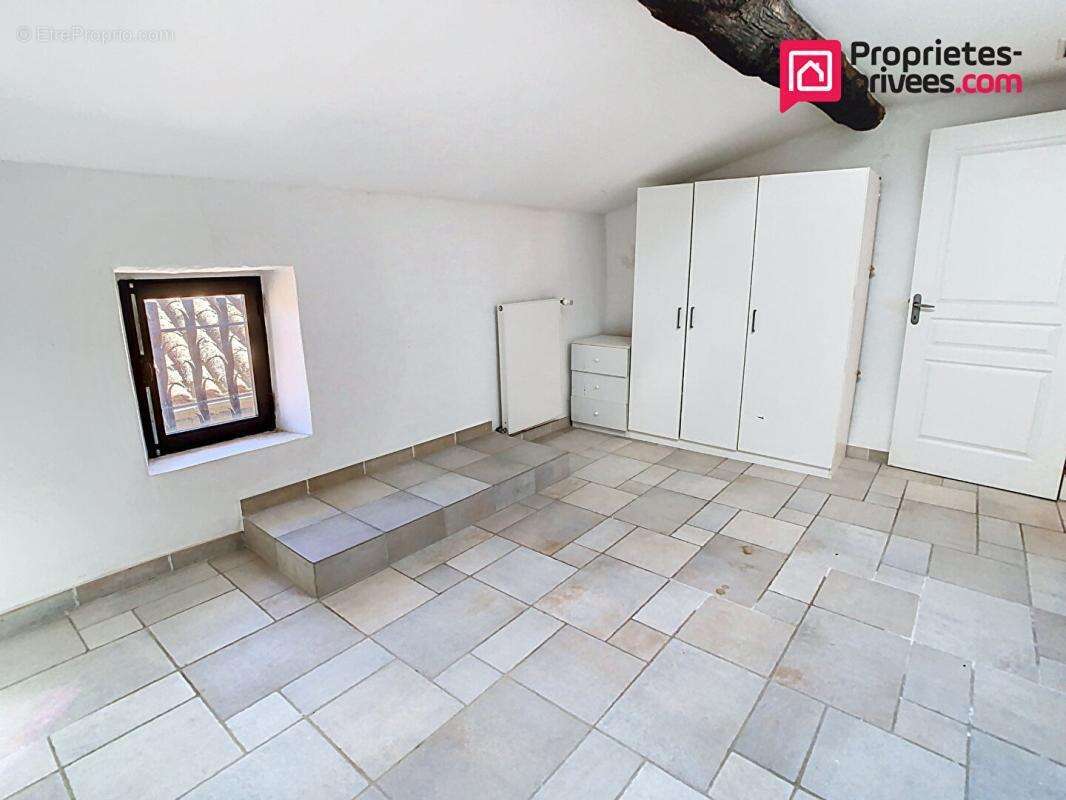 Appartement à GANGES