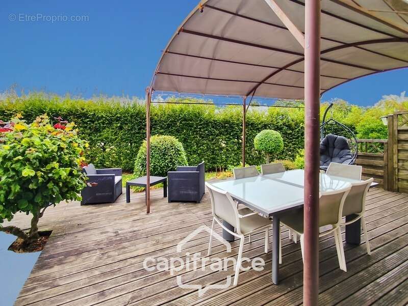 Maison à vendre 7 pièces MONTAILLE (72)  -  terrain de 840 m²  - - photo 2
