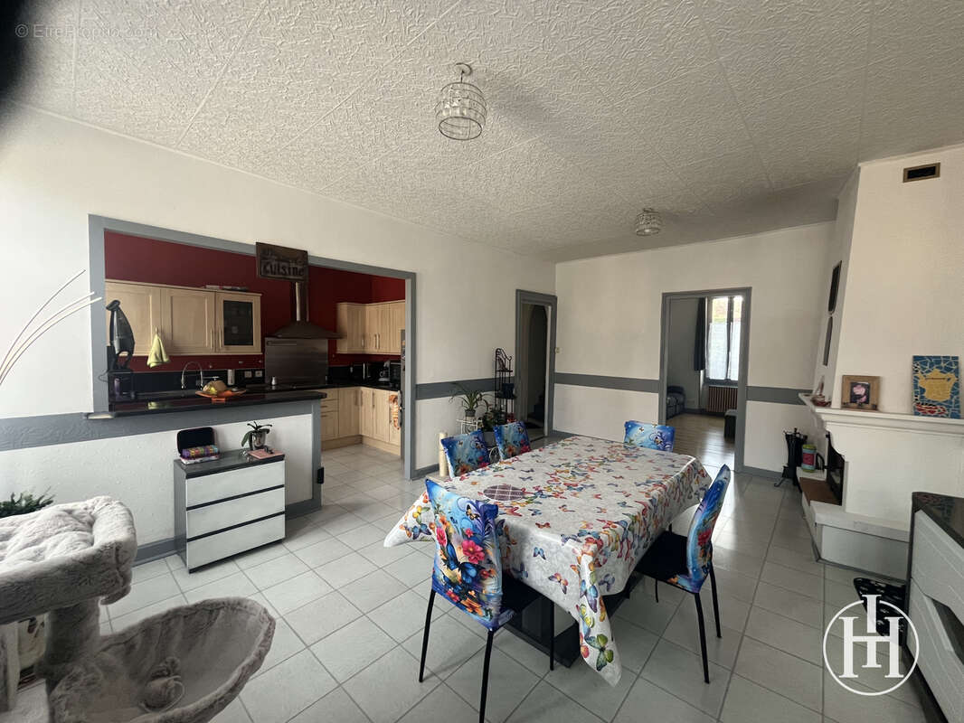 Appartement à VILLEFRANCHE-D'ALLIER