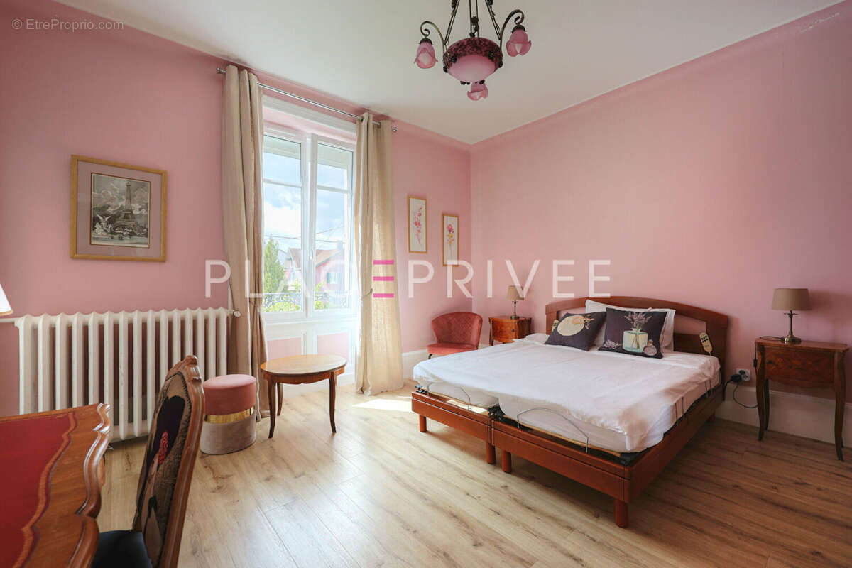 Maison à THAON-LES-VOSGES