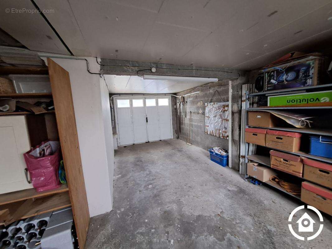 Maison sur sous sol - 3 chambres - jardin - garage - photo 18
