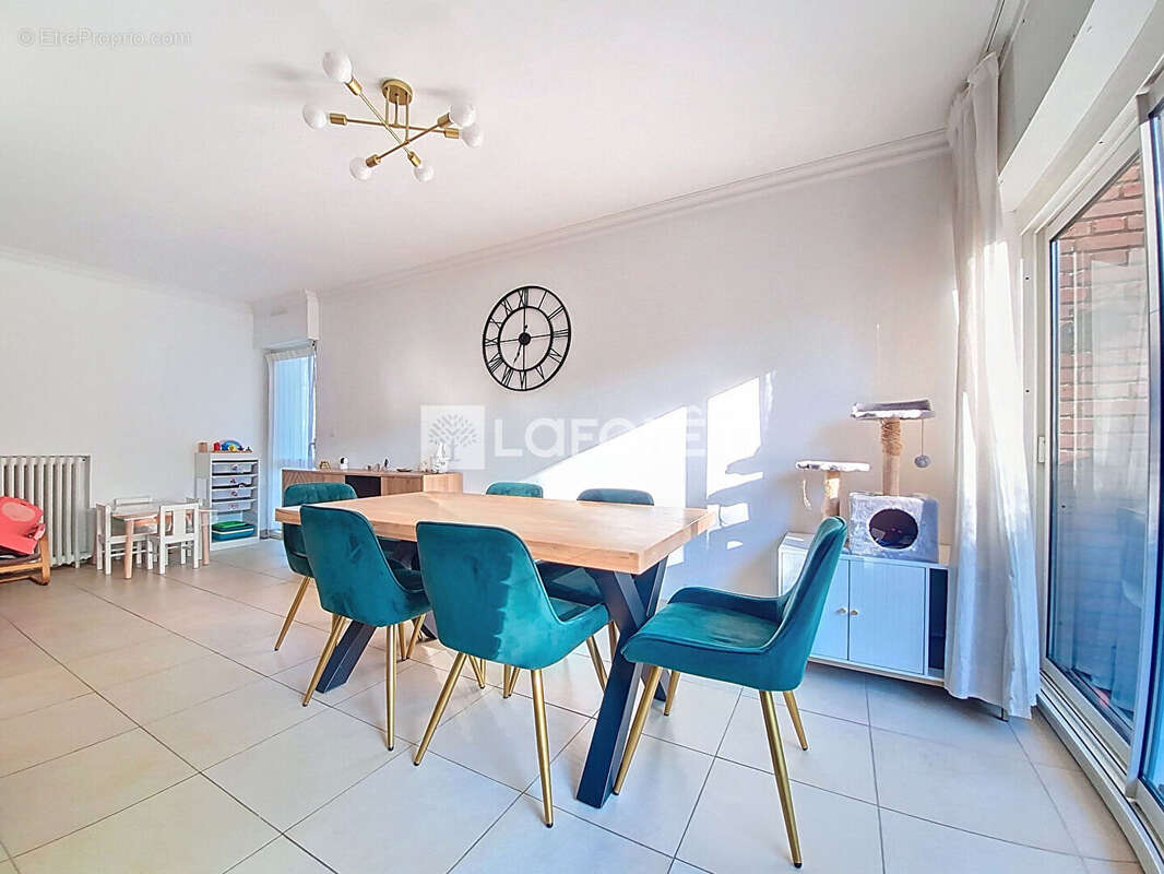 Maison à VERNEUIL-SUR-SEINE