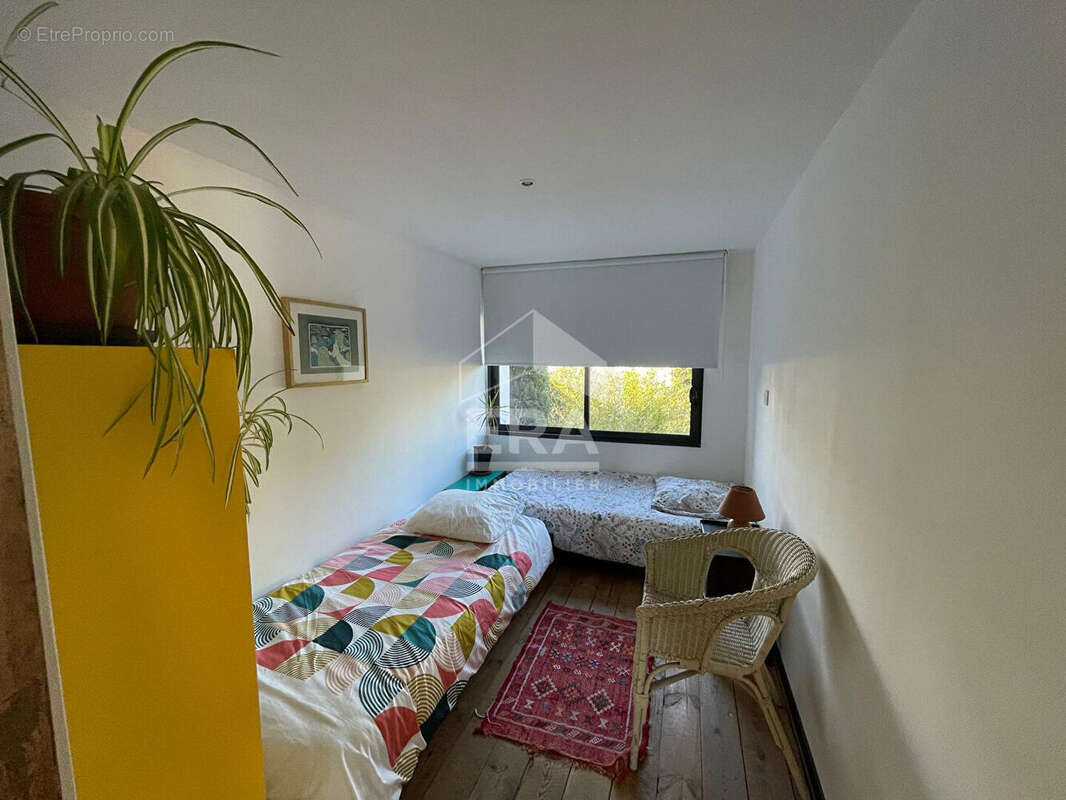 Maison à L'ISLE-SUR-LA-SORGUE