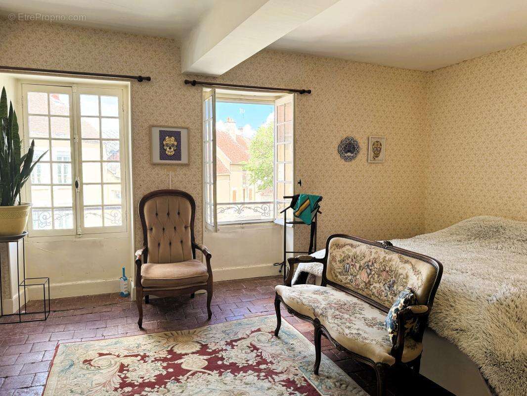 Maison 280 m² à Vermenton  - photo 9