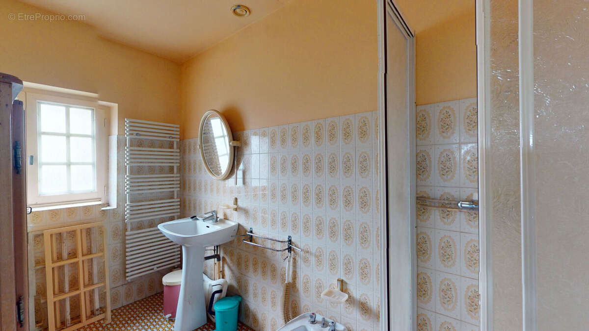 Maison à ISIGNY-LE-BUAT