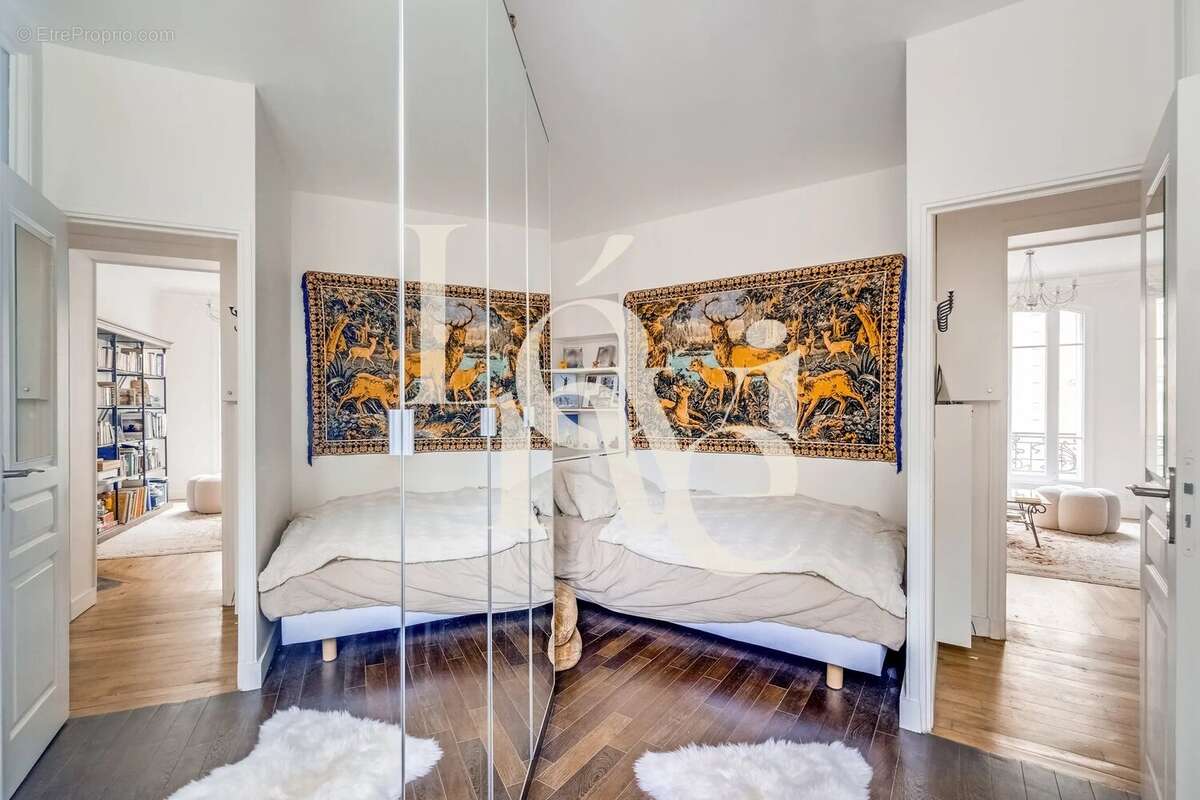Appartement à PARIS-5E