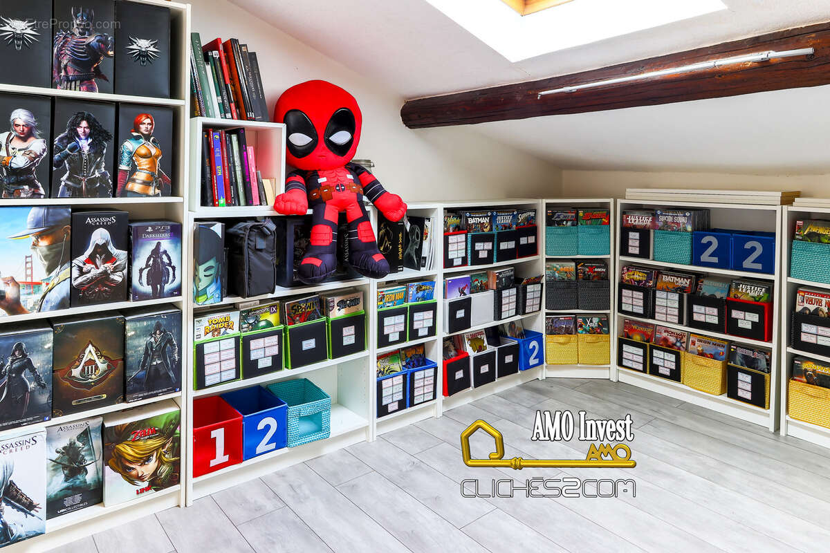 Appartement à ENTRAIGUES-SUR-LA-SORGUE