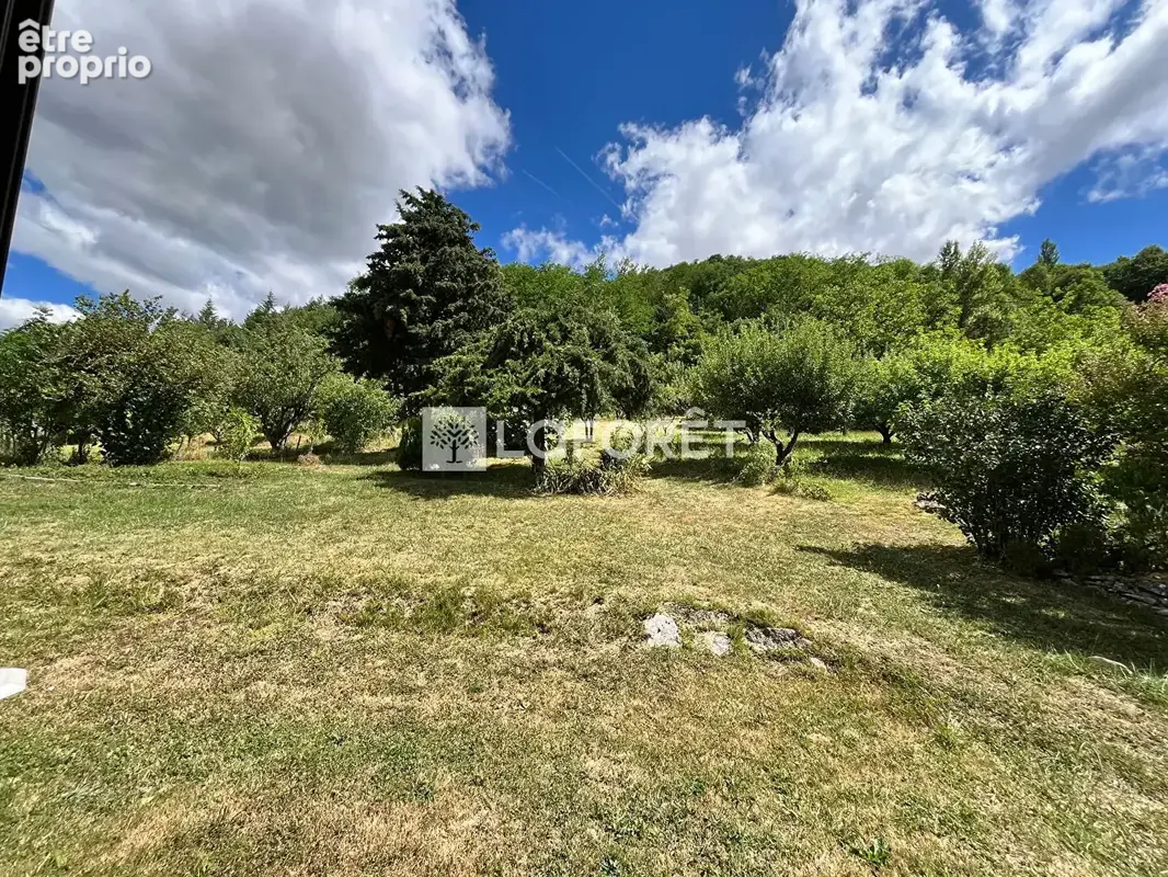 Salles-la-source maison et son verger sur 2900 m2 - photo 2