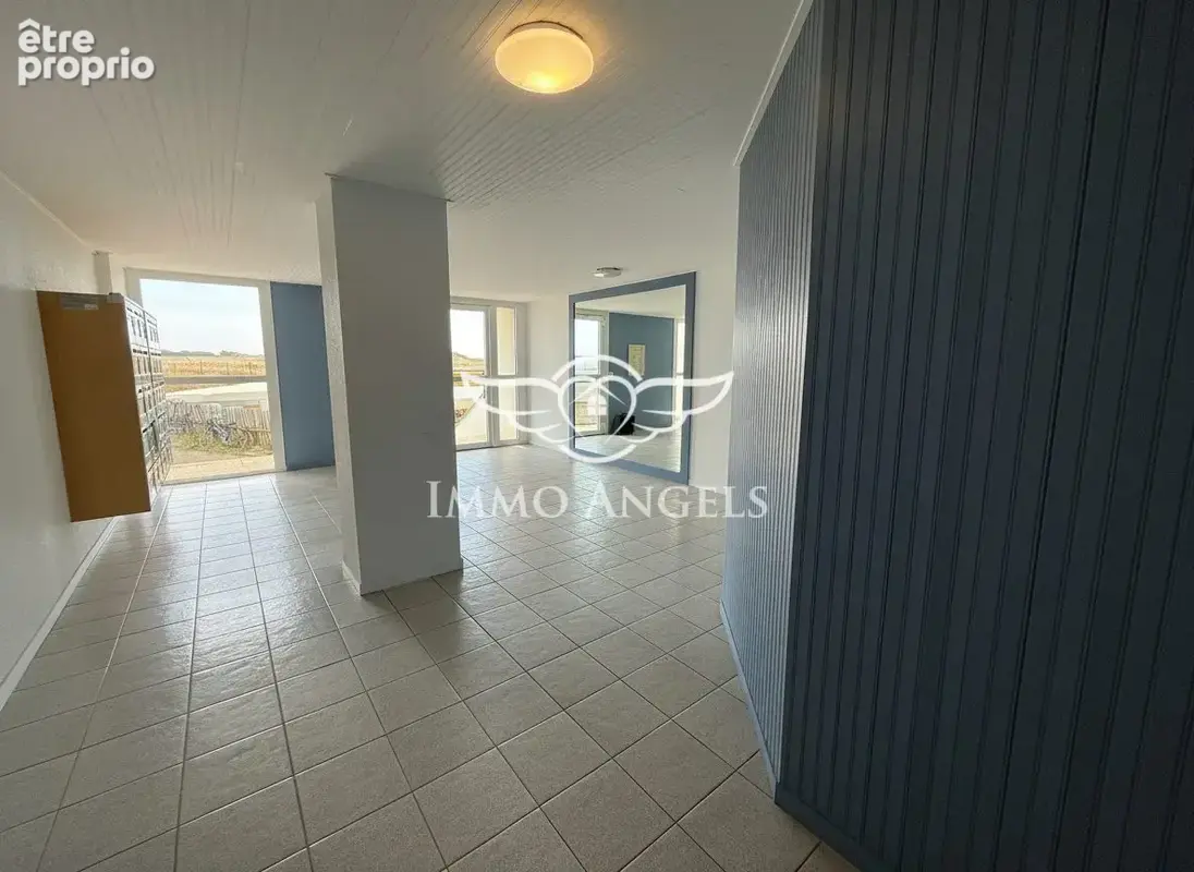 Appartement 2 pièces 34 m² à vendre à Saint-Gilles-Croix-De-Vie (85800) - photo 2