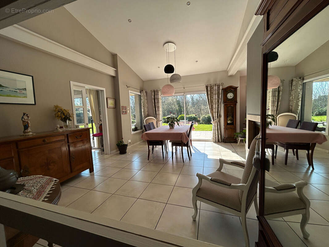 Maison à PLOUDALMEZEAU