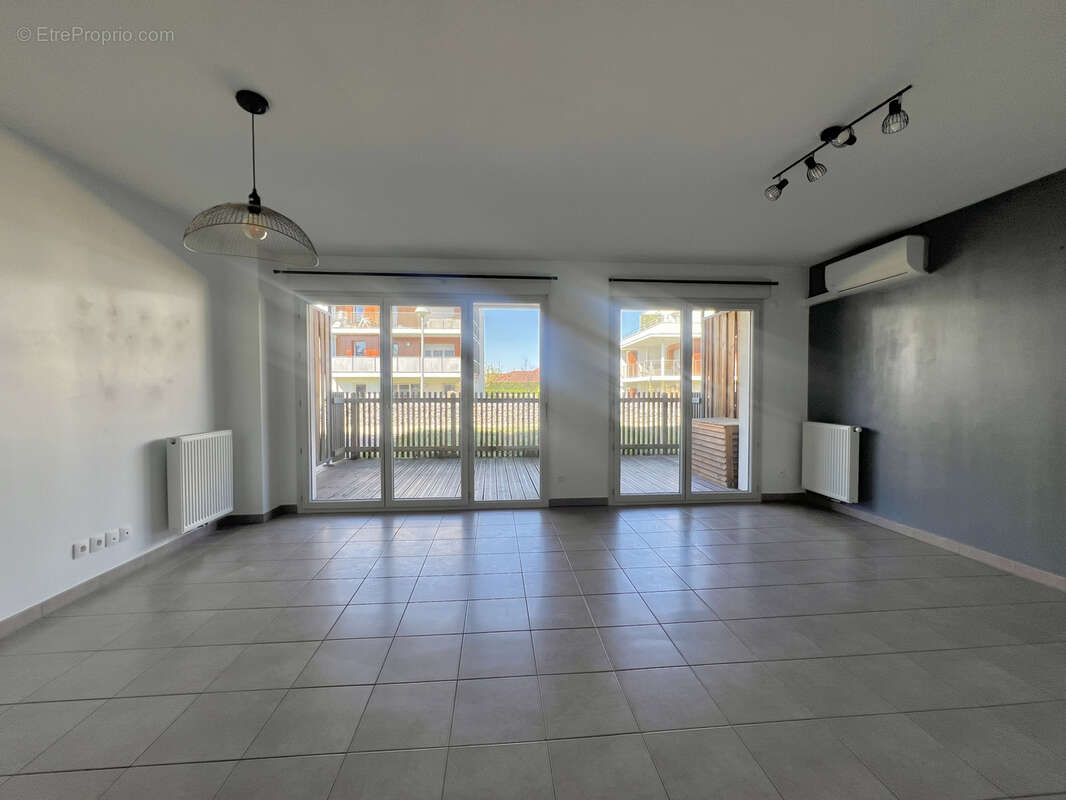 Appartement à MIONS