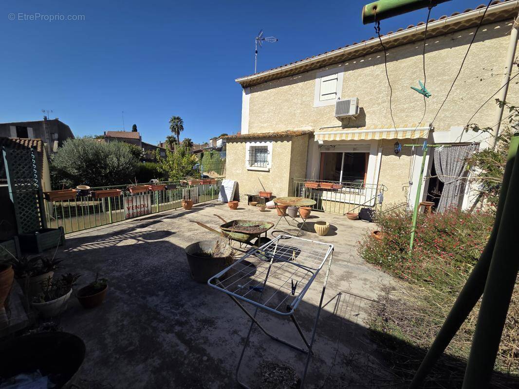 Maison à NEZIGNAN-L&#039;EVEQUE