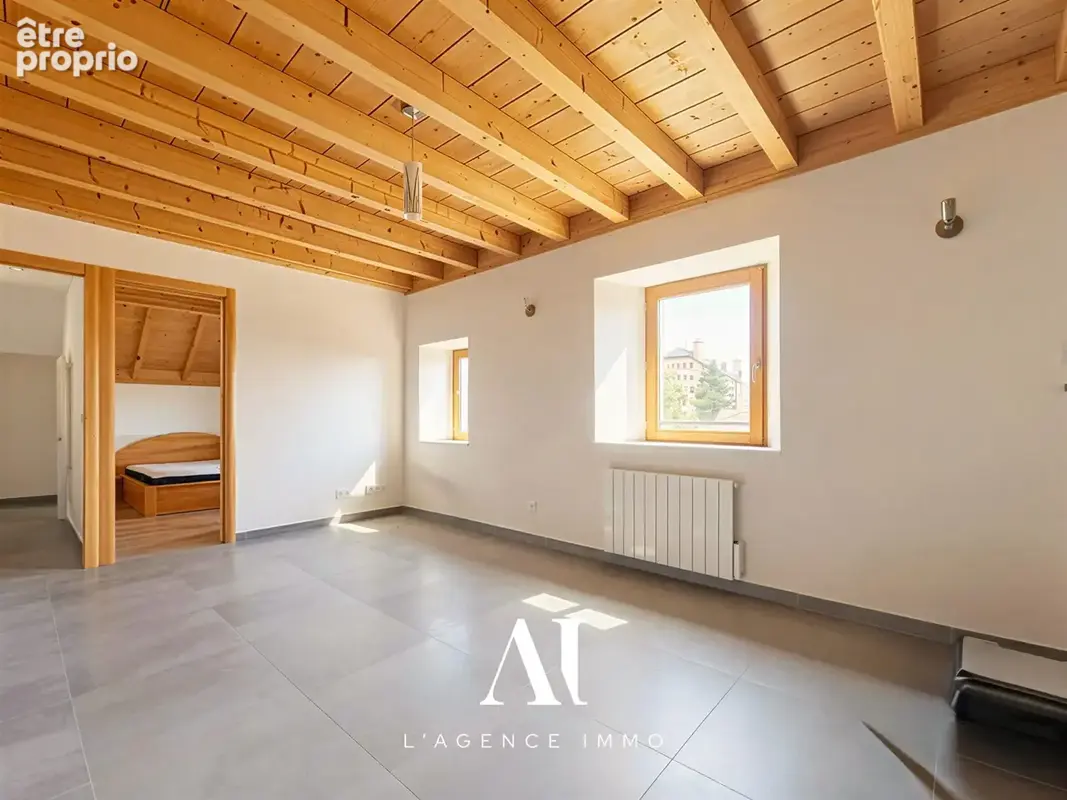 Appartement 4 pièces 85 m² à vendre à Thoiry (01710) - photo 8