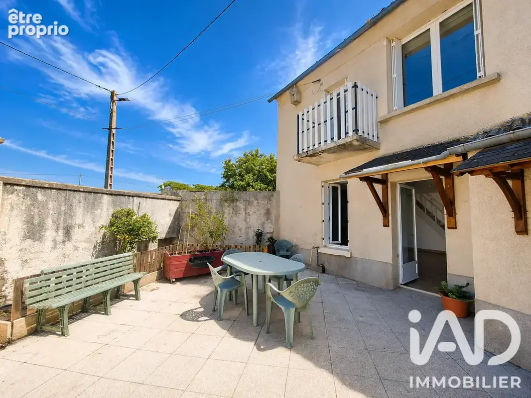 Photo 1 - Maison à DOUE-LA-FONTAINE