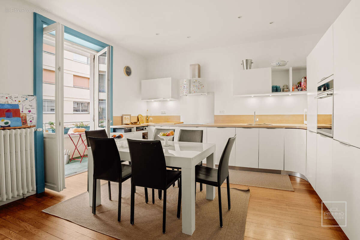 Appartement à LYON-6E