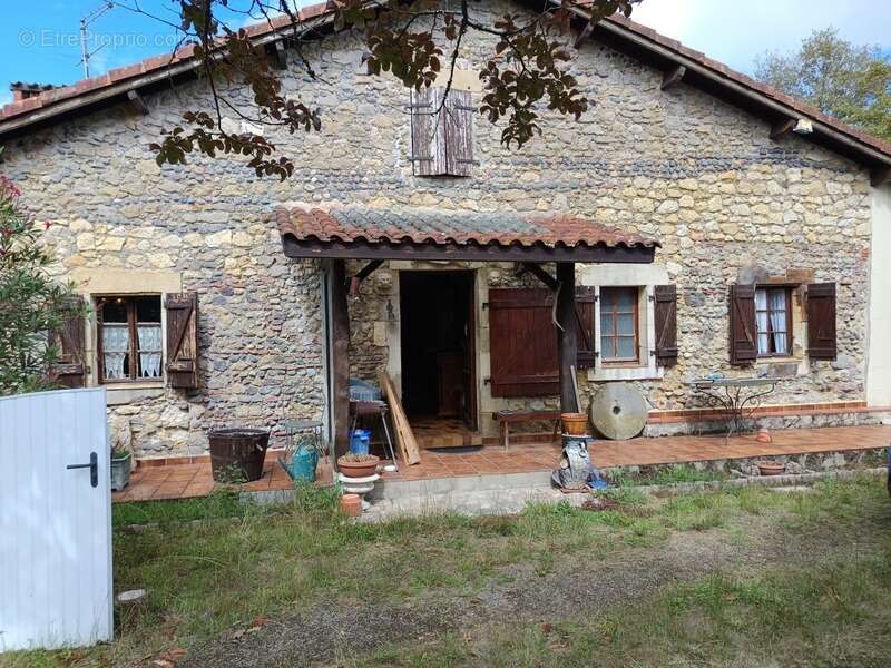Maison à AIRE-SUR-L'ADOUR
