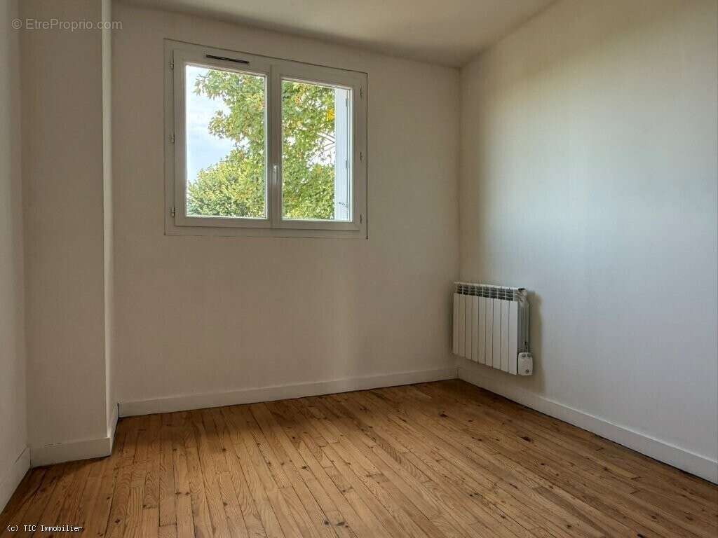 Maison à RUFFEC