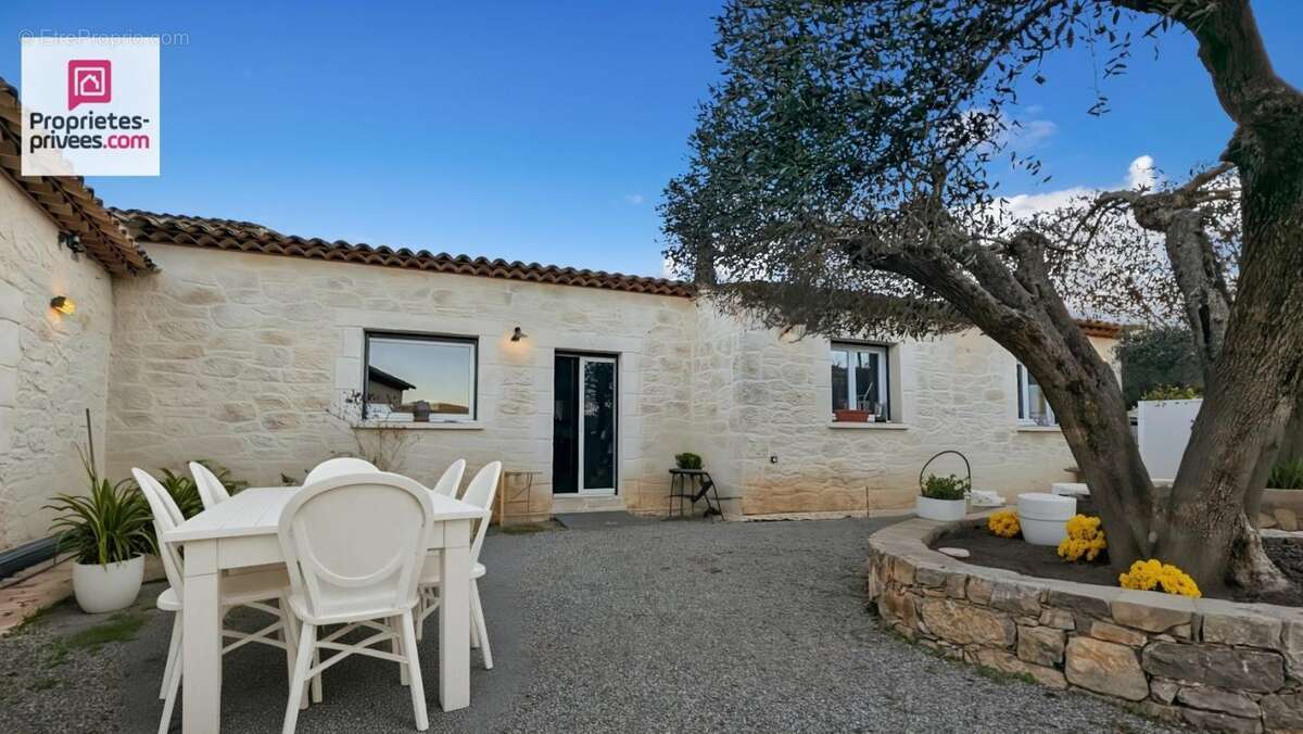 Maison à FIGANIERES