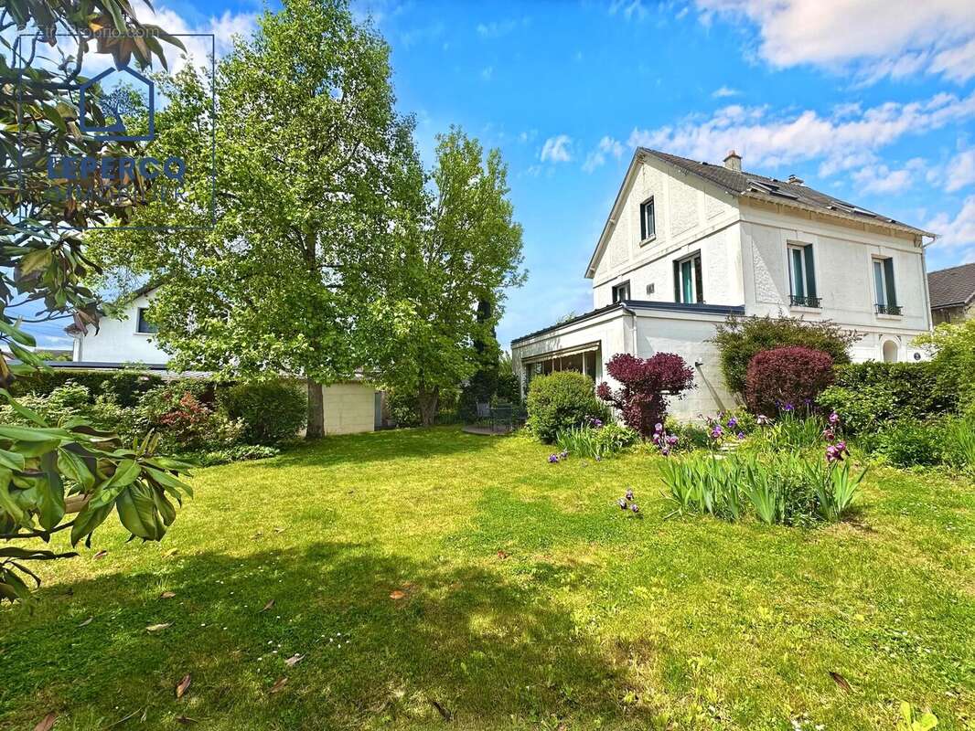 Maison à VILLERS-COTTERETS