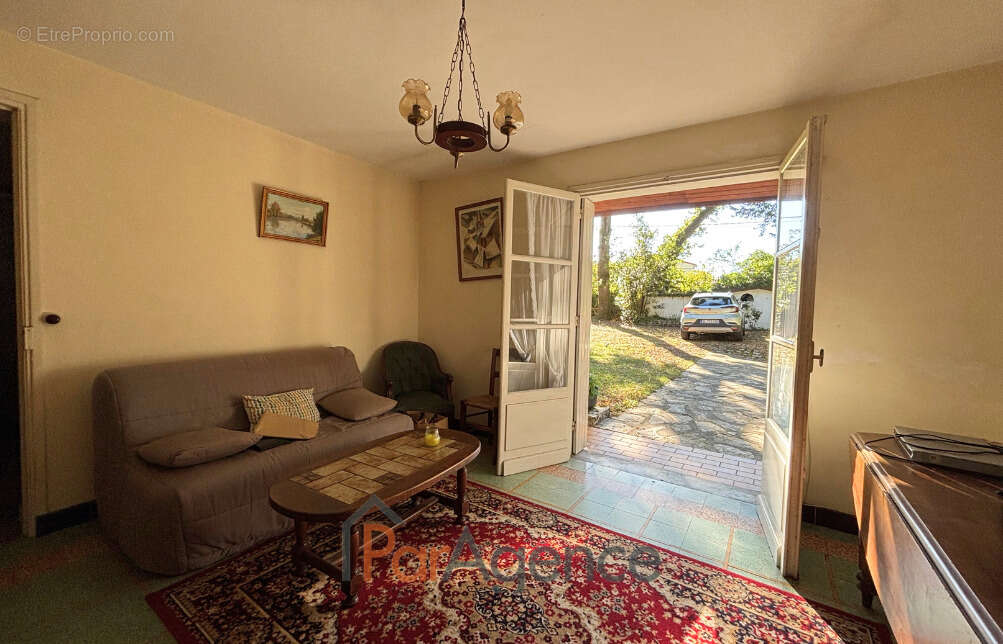 Maison à SAINT-GEORGES-DE-DIDONNE