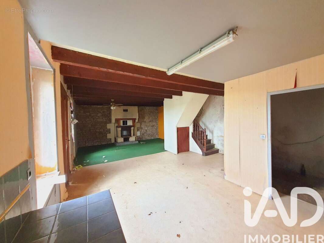 Photo 6 - Maison à BAZOUGES-LA-PEROUSE